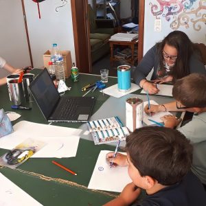 Atelier créatif à Plobi